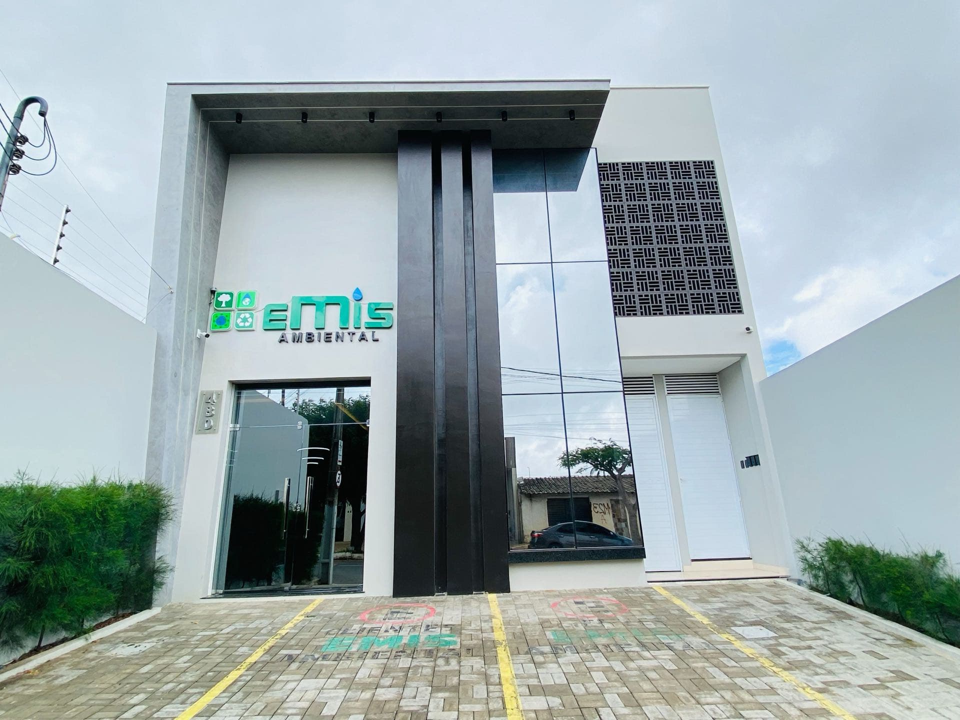 Vídeo Institucional Emis